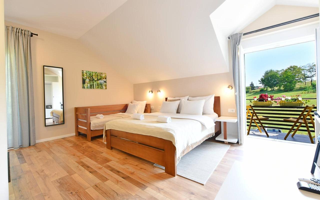 Apartmani Zagi Rakovica Exterior foto